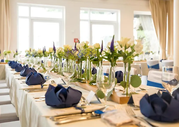 Bergwirtschaft Wilder Mann Und Restaurant 4* Дрезден