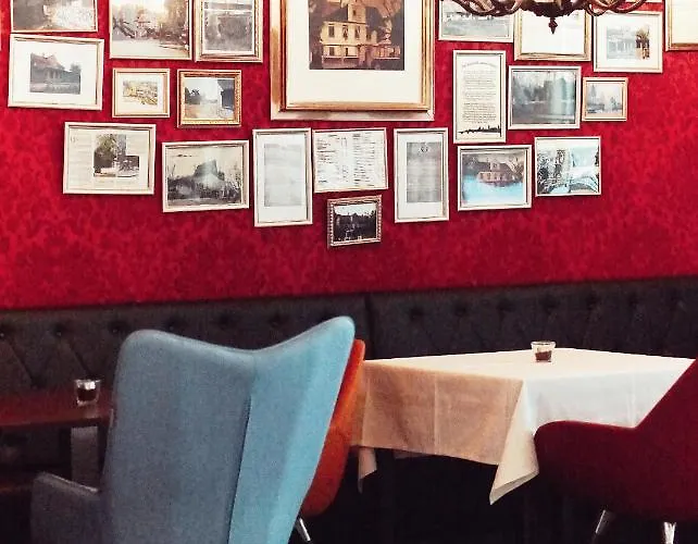 Bergwirtschaft Wilder Mann Und Restaurant 4*