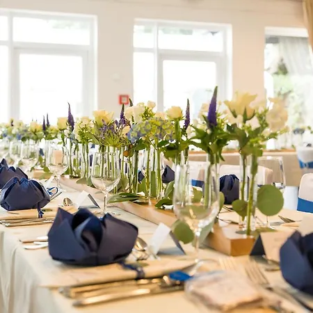 Bergwirtschaft Wilder Mann Und Restaurant 4* Drezno