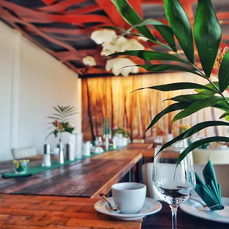 Bergwirtschaft Wilder Mann Und Restaurant Otel 4*