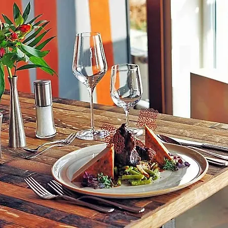 Hotel Bergwirtschaft Wilder Mann Und Restaurant Dresda