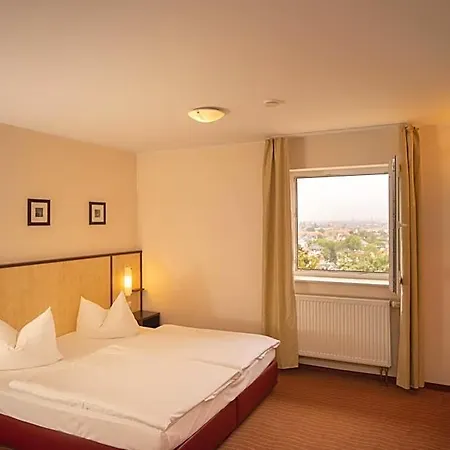 Hotel Bergwirtschaft Wilder Mann Und Restaurant Dresda