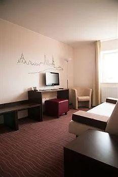 Bergwirtschaft Wilder Mann Und Restaurant 4*