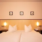 Hotel Bergwirtschaft Wilder Mann Und Restaurant 4*
