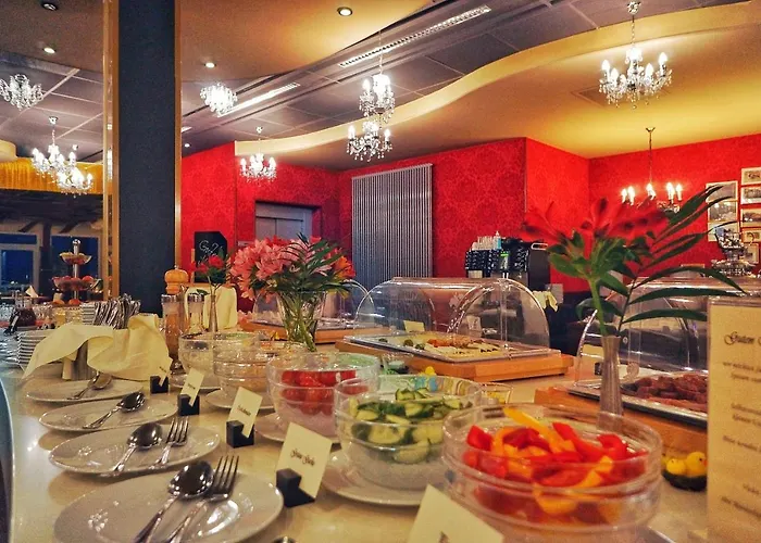 Bergwirtschaft Wilder Mann Und Restaurant Ξενοδοχείο