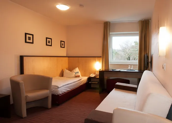 Bergwirtschaft Wilder Mann Und Restaurant Ξενοδοχείο Δρέσδη